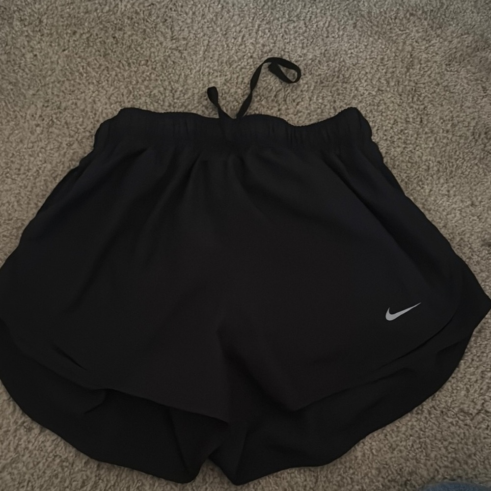 Nike Black Athletic Shorts Moisture-Wicking Elastic Waistband